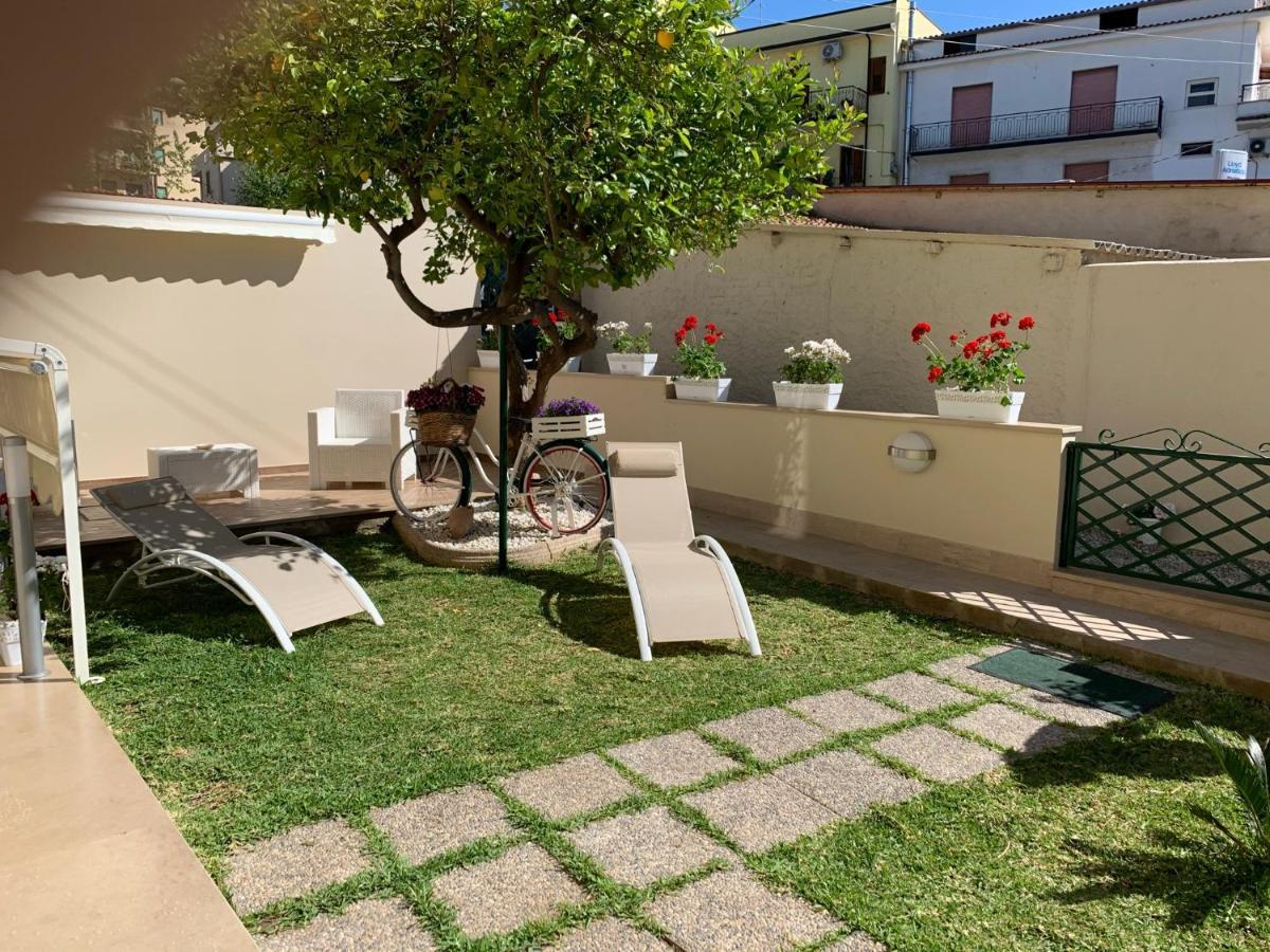 Don Francisco Rooms - Tropea Bagian luar foto