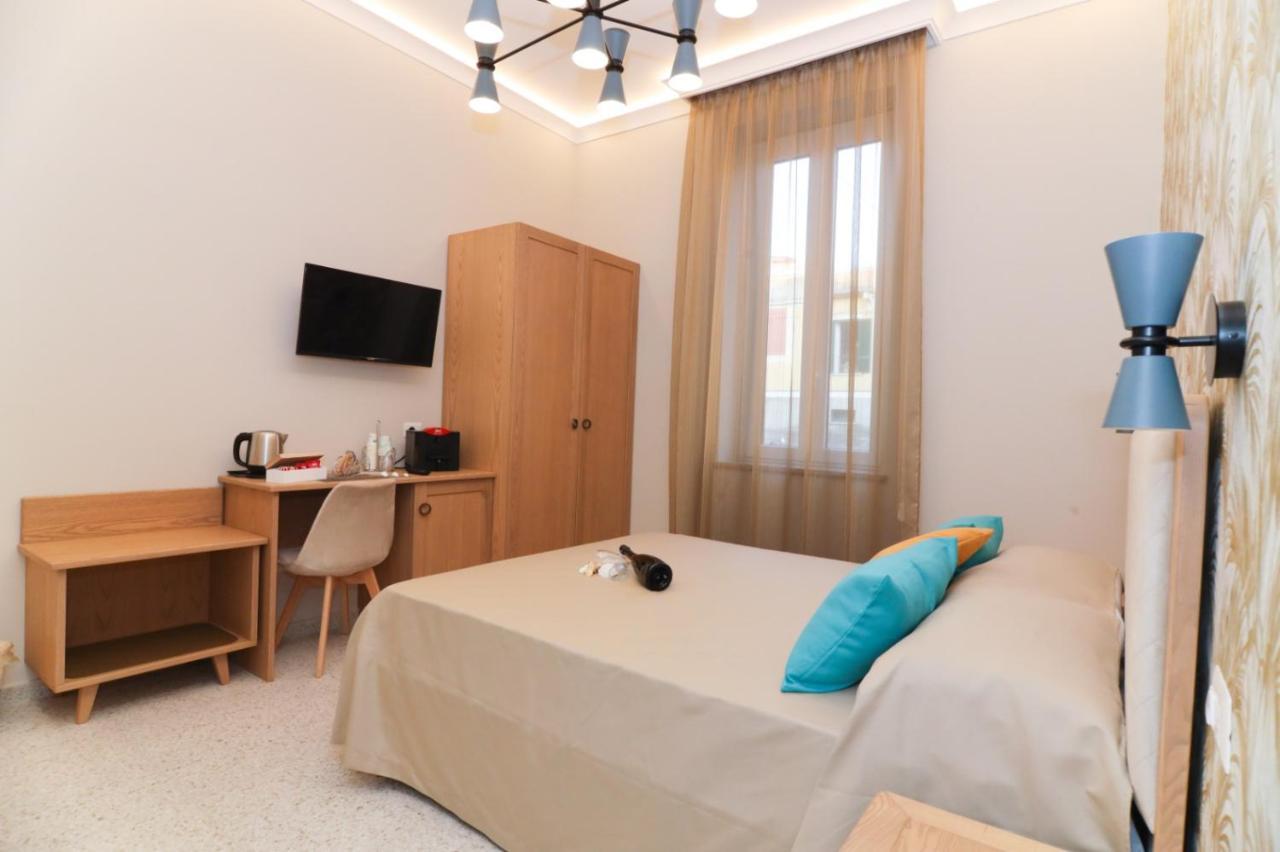 Don Francisco Rooms - Tropea Bagian luar foto