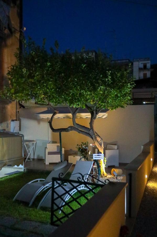 Don Francisco Rooms - Tropea Bagian luar foto