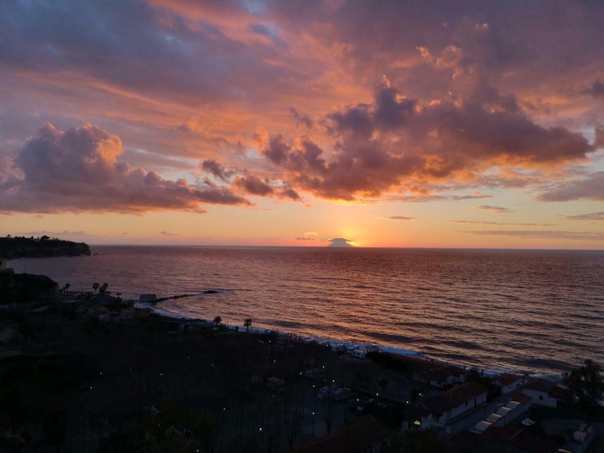 Don Francisco Rooms - Tropea Bagian luar foto