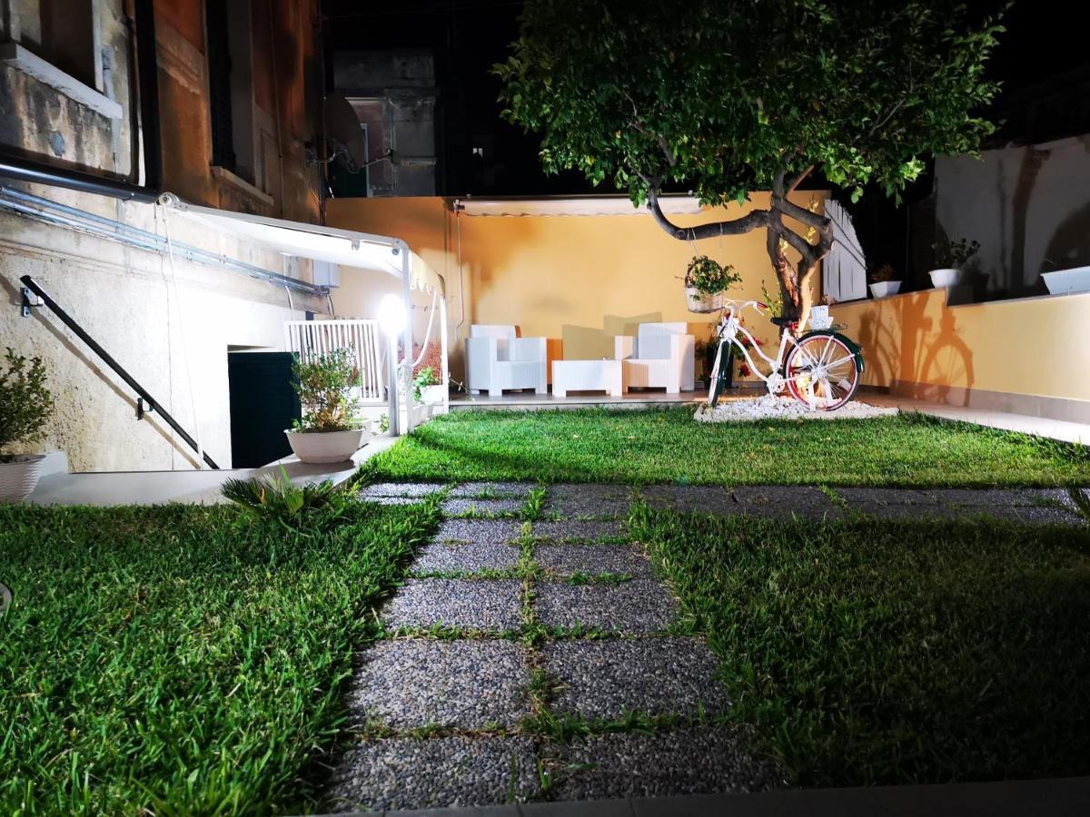 Don Francisco Rooms - Tropea Bagian luar foto